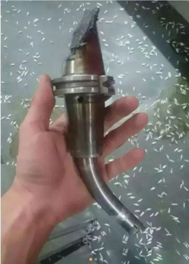 CNC数控加工中心编程如何避免撞刀？