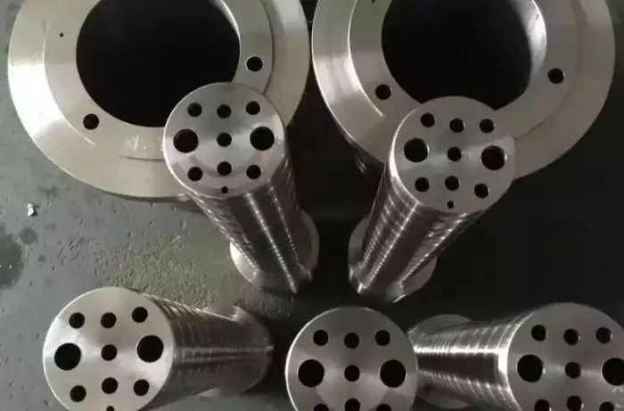 深孔钻出的内孔表面粗糙度高怎么办？